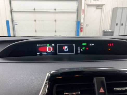Used 2017 Toyota Prius Two FWD image 12