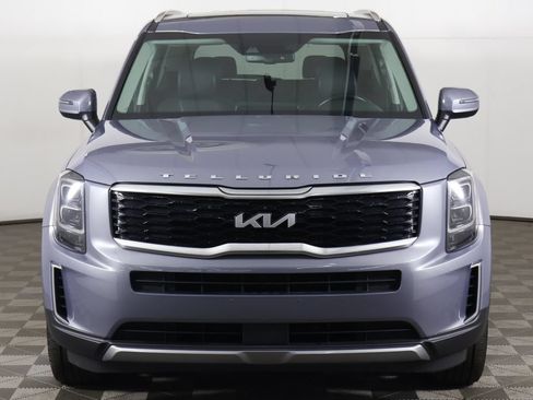 Used 2022 Kia Telluride EX w/ EX Premium Package AWD/4WD image 14