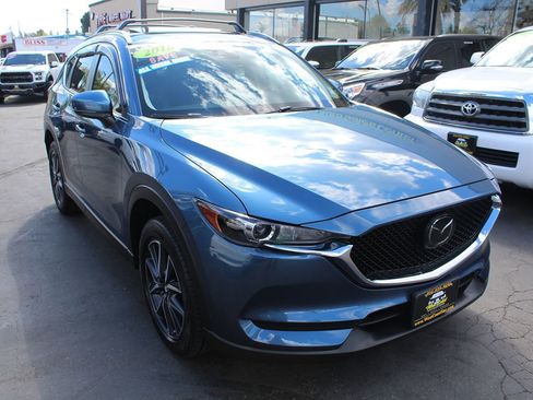 Used 2018 MAZDA CX-5 Touring w/ Preferred Equipment Package image 8