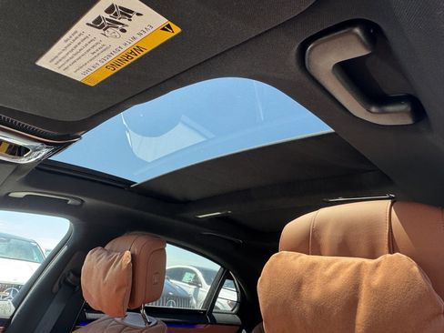 New 2026 Mercedes-Benz S 580e 4MATIC Sedan image 20