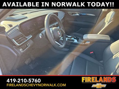 Certified 2025 Buick Envision Preferred image 4