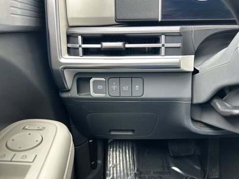 Used 2024 Hyundai Santa Fe SEL image 25