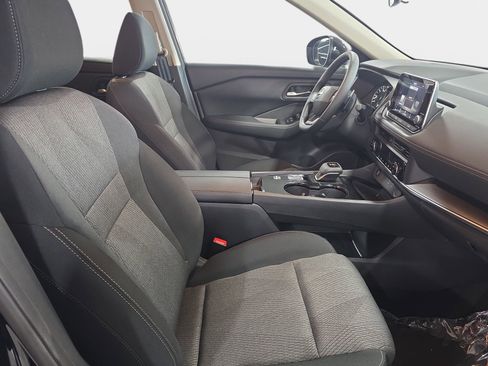 New 2026 Nissan Rogue SV FWD image 10