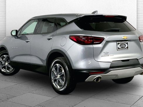 Used 2025 Chevrolet Blazer LT AWD/4WD image 11