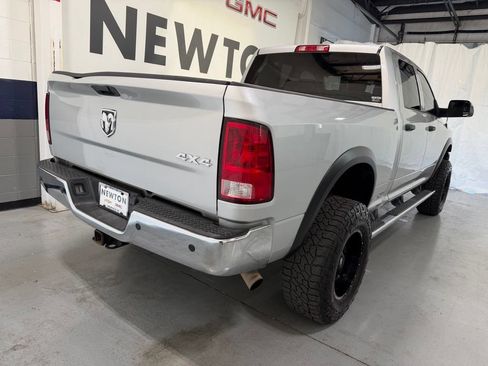 Used 2018 RAM 2500 Tradesman w/ Chrome Appearance Group AWD/4WD image 34