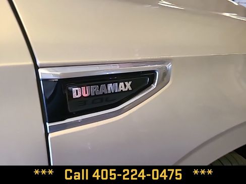 Used 2021 GMC Yukon Denali w/ Denali Premium Package AWD/4WD image 15