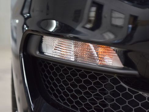 Used 2020 Ford Mustang Shelby GT350 w/ Technology Package image 14