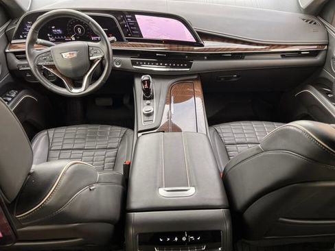 Used 2022 Cadillac Escalade ESV Premium Luxury Platinum image 11