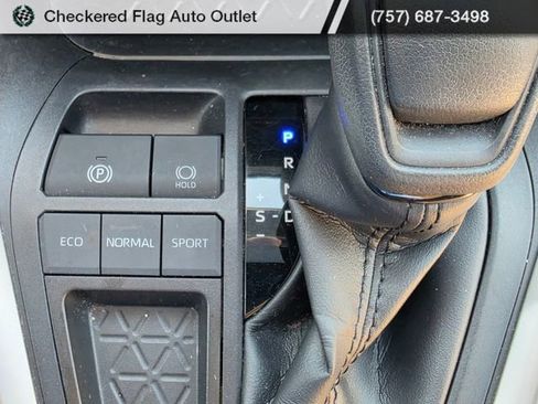 Used 2020 Toyota RAV4 LE w/ All Weather Liner Package image 20