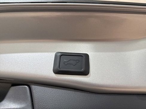 New 2025 Toyota RAV4 XLE Premium image 12