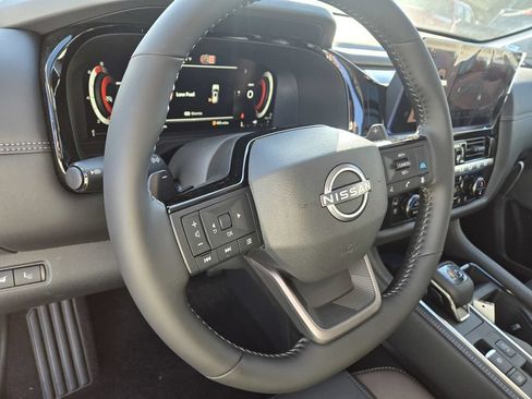 New 2026 Nissan Pathfinder Platinum w/ Cargo Package FWD image 13