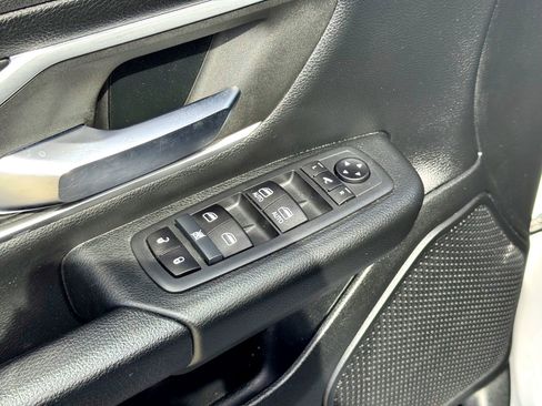 Used 2020 RAM 1500 Lone Star image 14