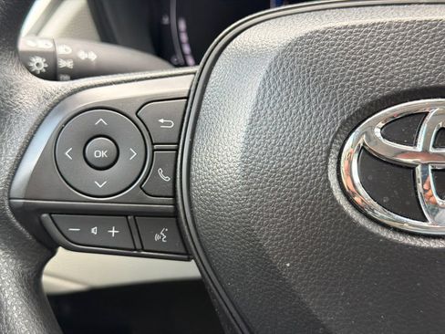 Used 2026 Toyota Corolla Cross L FWD image 29