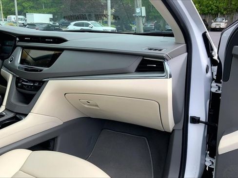 Used 2023 Cadillac XT5 Premium Luxury w/ LPO, Floor Liner Package AWD/4WD image 15