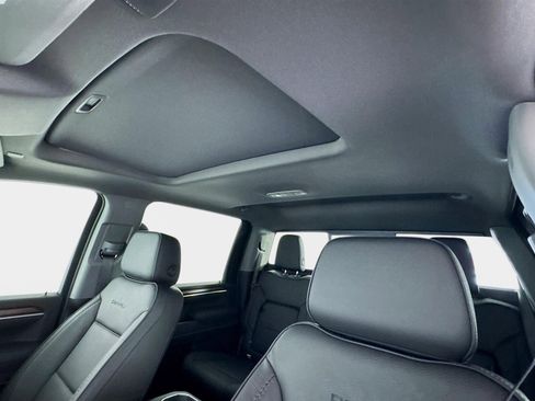 New 2026 GMC Sierra 3500 Denali w/ Denali Reserve Package image 14