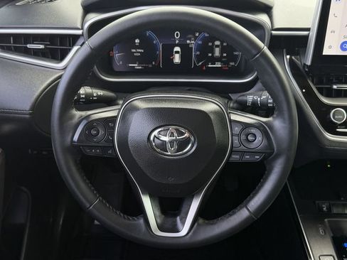 Used 2026 Toyota Corolla Cross XLE w/ Convenience Package image 13