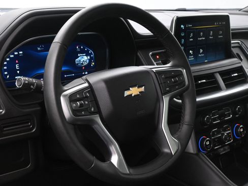 Used 2023 Chevrolet Tahoe LT w/ Luxury Package AWD/4WD image 20