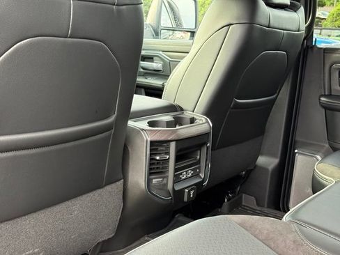 Used 2026 RAM 5500 4x4 Crew Cab w/ Laramie Trim Package image 28