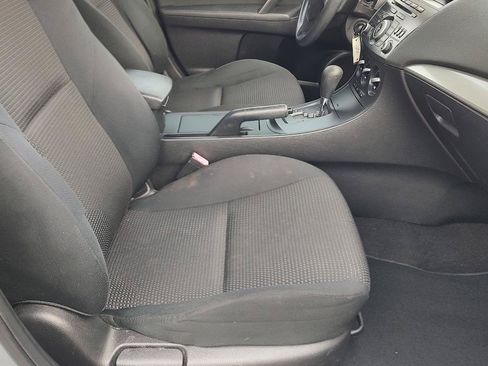 Used 2012 MAZDA MAZDA3 i Sport FWD image 25