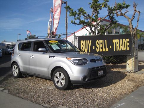 Used 2015 Kia Soul image 41
