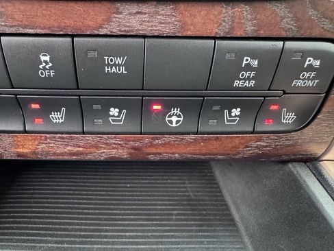 Used 2014 RAM 1500 Laramie Longhorn w/ Protection Group image 25