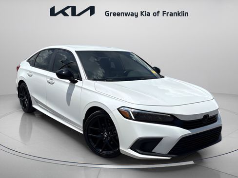 Used 2024 Honda Civic Sport image 1