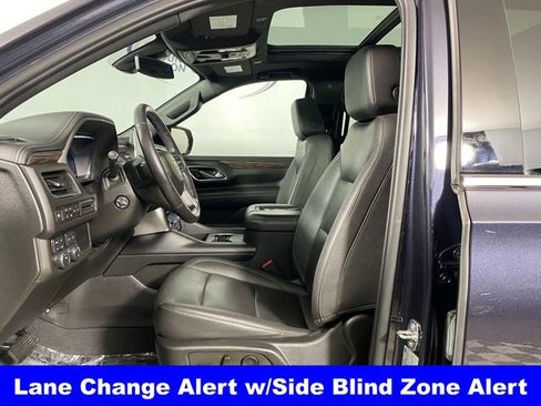 Used 2022 Chevrolet Tahoe LT w/ Luxury Package image 10