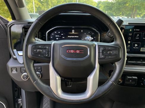 Used 2025 GMC Sierra 1500 SLT AWD/4WD image 13