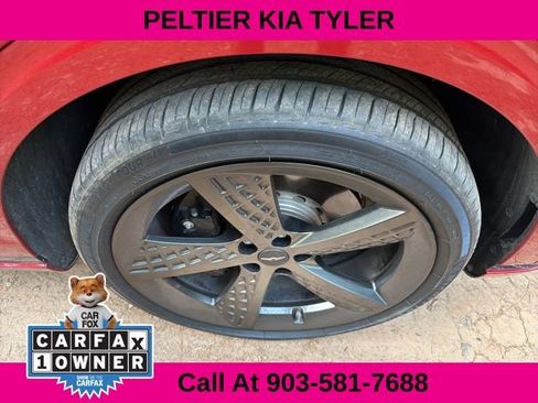 Used 2025 Genesis GV70 3.5T Sport w/ Sport Prestige Package image 16