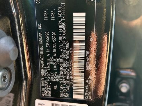 Certified 2022 Toyota Highlander Platinum image 12