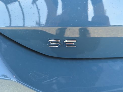 New 2026 Volkswagen Tiguan SE image 22