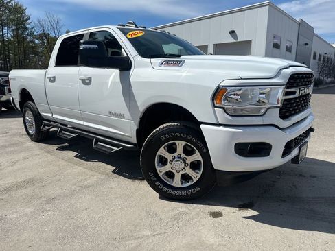 Used 2024 RAM 2500 Big Horn w/ Sport Appearance Package image 7