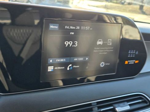 Used 2022 Hyundai Palisade SE image 32