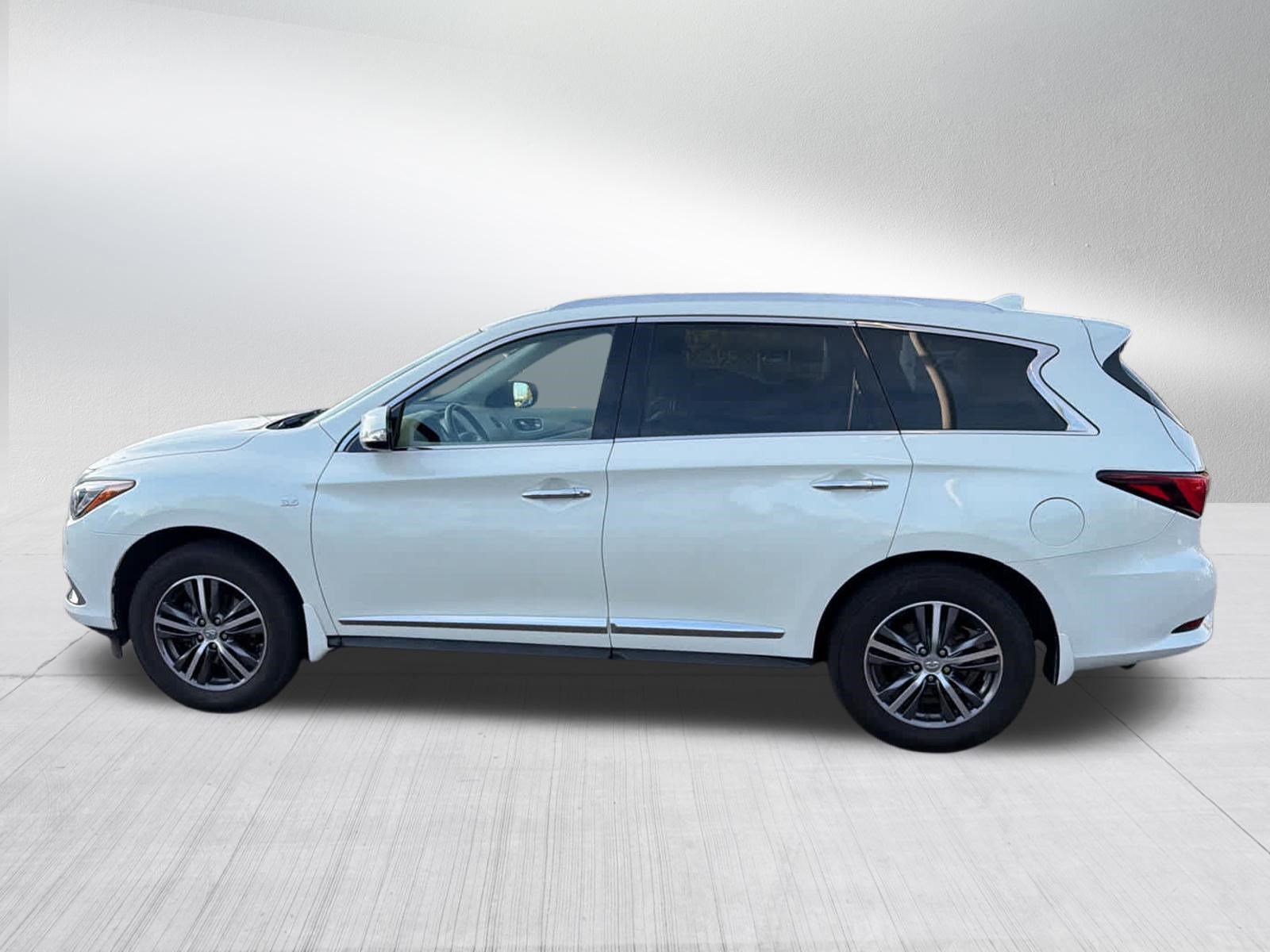 Used 2017 INFINITI QX60 Luxe w/ Premium Plus Package AWD/4WD image 7