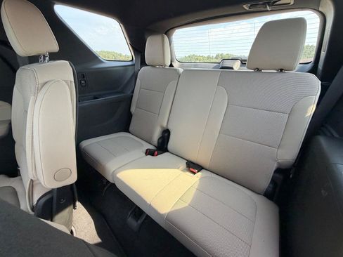 Used 2024 Chevrolet Traverse LT AWD/4WD image 10