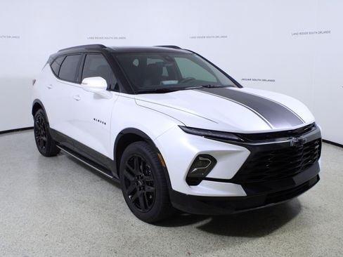 Used 2024 Chevrolet Blazer RS w/ Driver Confidence II Package image 3