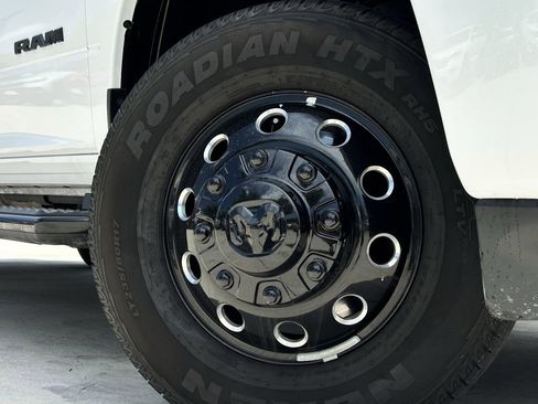 Used 2025 RAM 3500 Laramie w/ Night Edition AWD/4WD image 12
