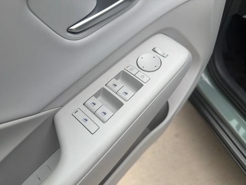 New 2026 Hyundai Kona SEL Premium FWD image 15