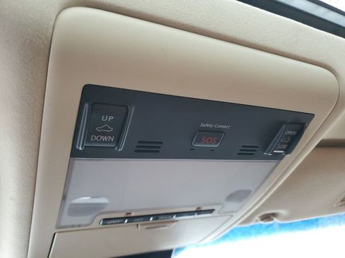 Used 2013 Lexus LS 460 AWD w/ Comfort Pkg image 21