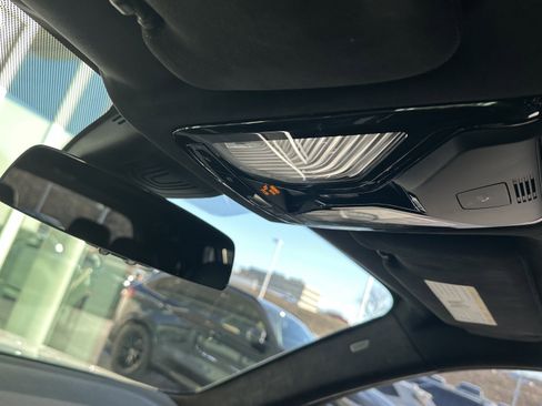 Used 2020 BMW X7 M50i w/ Executive Package image 30