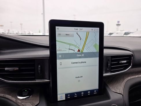 Used 2020 Ford Explorer Platinum w/ Premium Technology Package image 25