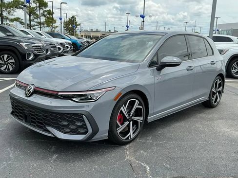 New 2026 Volkswagen GTI SE FWD image 8