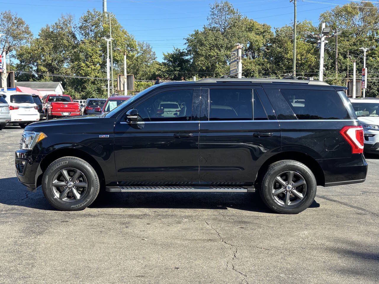 Used 2018 Ford Expedition XLT w/ Equipment Group 202A AWD/4WD image 5