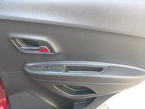 Used 2015 Chevrolet Trax LS w/ LPO, Protection Package image 22