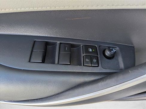 Used 2020 Toyota Corolla SE FWD image 10