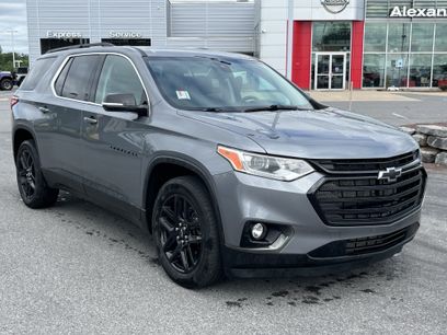 Used 2021 Chevrolet Traverse LT w/ LPO, Blackout Package
