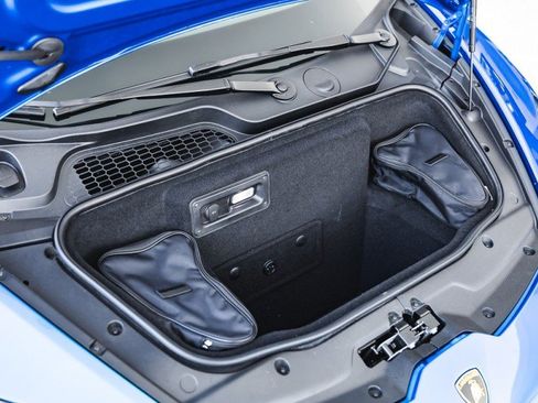 Used 2023 Lamborghini Huracan EVO AWD/4WD image 38