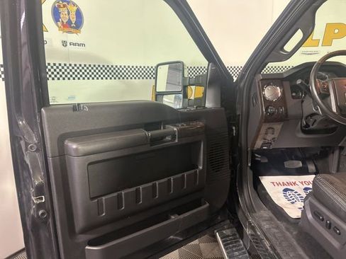 Used 2015 Ford F250 Platinum AWD/4WD image 31