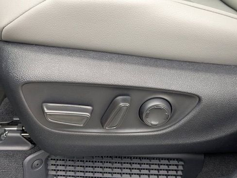 New 2026 Toyota Sienna XLE image 20