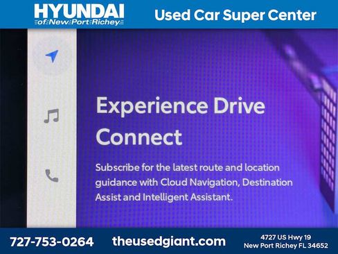 Used 2024 Toyota Highlander LE image 29